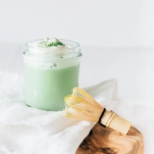 iced matcha latte
