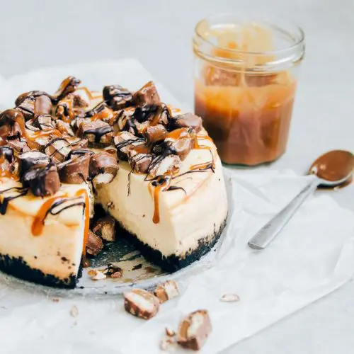 Twix cheesecake