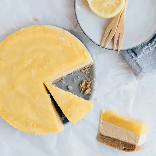 Vegan cheesecake met mango