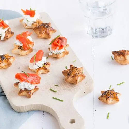 bladerdeeg-sterren-met-zalm-7
