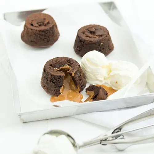 pindakaas-lava-cakes-