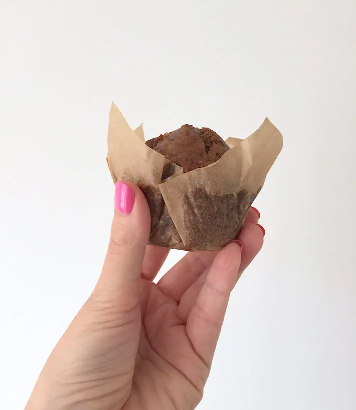 ah to go bananabread muffin