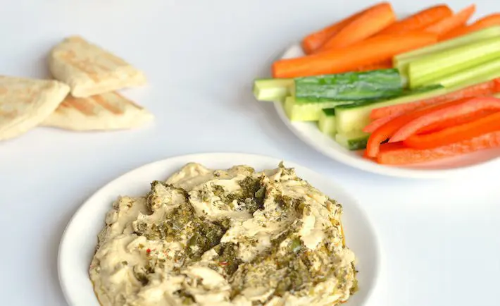 dippen in houmous2