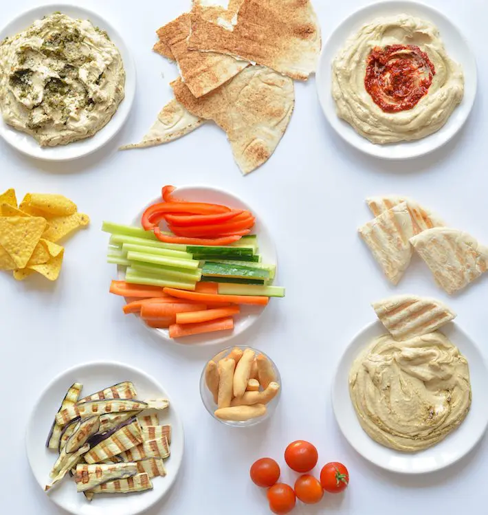 dippen in houmous2