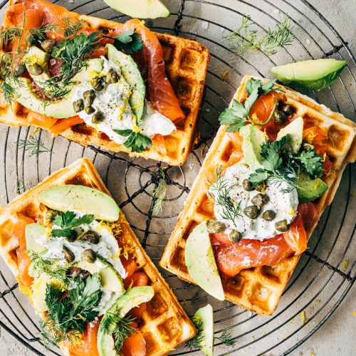 Hartige wafels met zalm