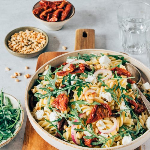 Simpele pastasalade